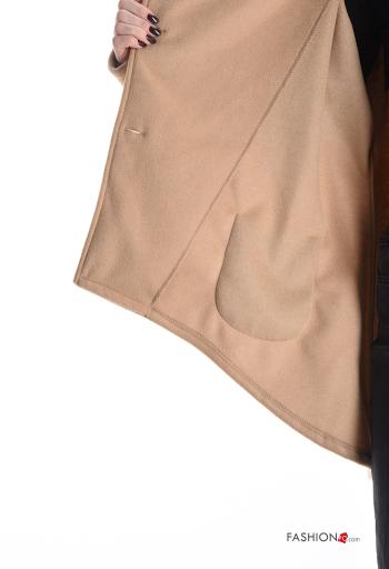 Abrigo corto asimetrico con botones con bolsillos - ph 6