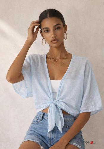 Chemise avec noeud à col en V