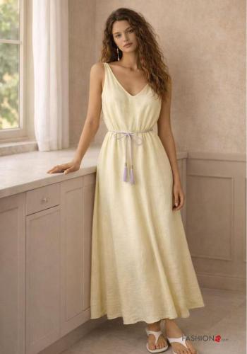 Vestido con cinturón