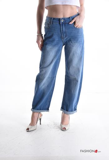 Calças de ganga em Algodão denim com bolsos com botões com fecho