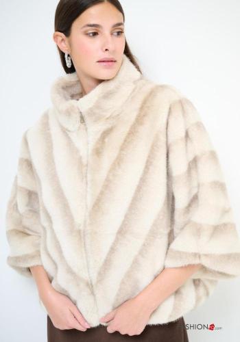 Manteau fourrure synthétique
