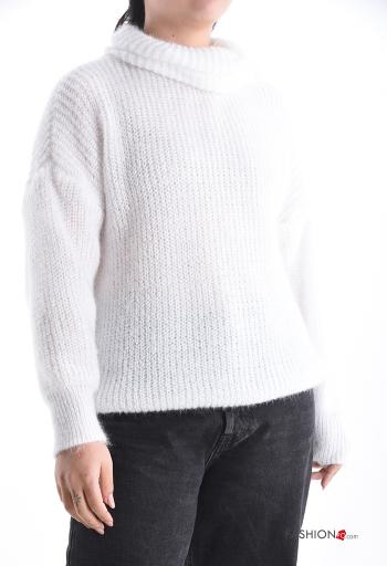 Camisola manga comprida com gola subida