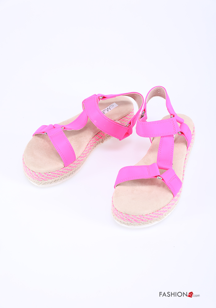  adjustable Sandals with strap