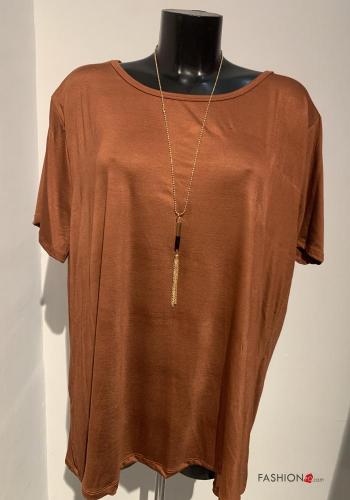  T-shirt with necklace Ochre