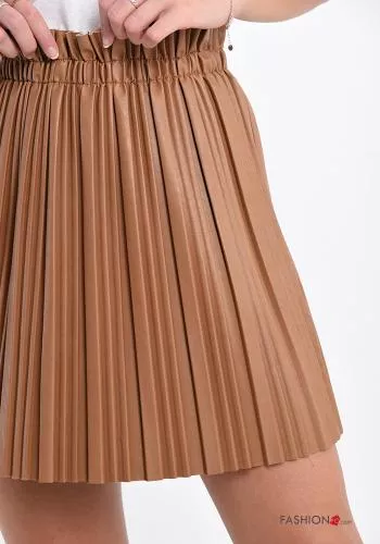  Minifalda con plisado imitación de cuero 