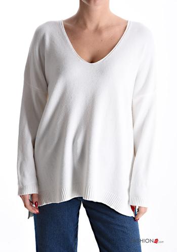  Sweater with v-neck White