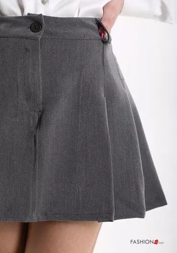  Minifalda con plisado 