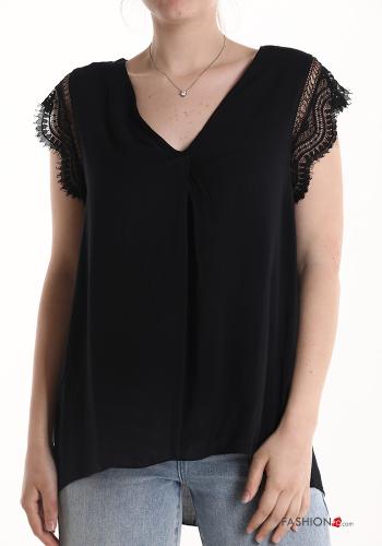  short sleeve Blouse with v-neck Black