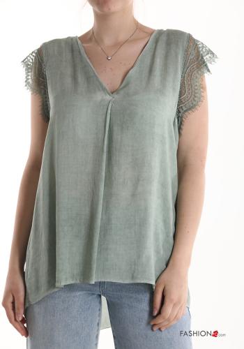 short sleeve Blouse with v-neck Military green