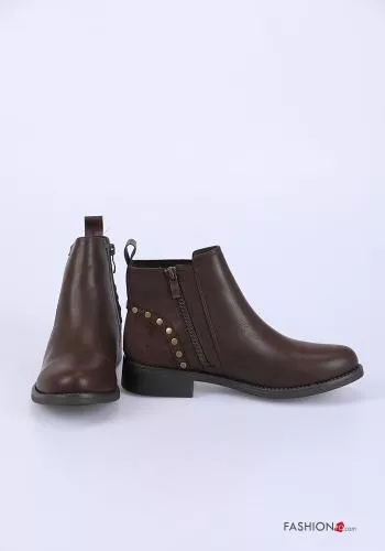  Ankle boots with studs