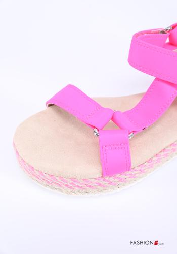  adjustable Sandals with strap