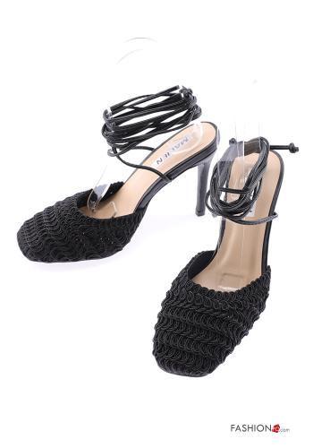  Scarpe con tacco a punta quadrata con cinturino  Nero