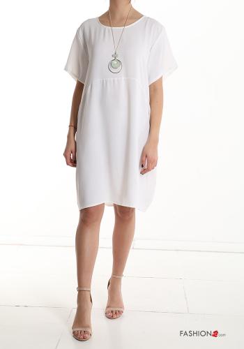  short sleeve knee-length Dress with necklace White