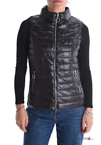  quilted Gilet Rollneck with zip with pockets Black