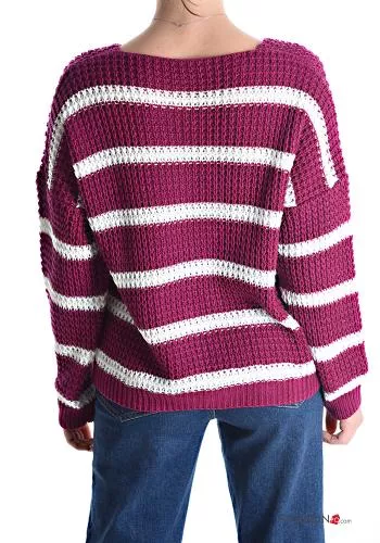  Striped Sweater with v-neck