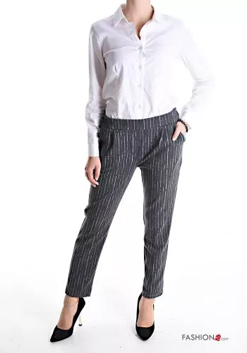  Striped Trousers with pockets with elastic