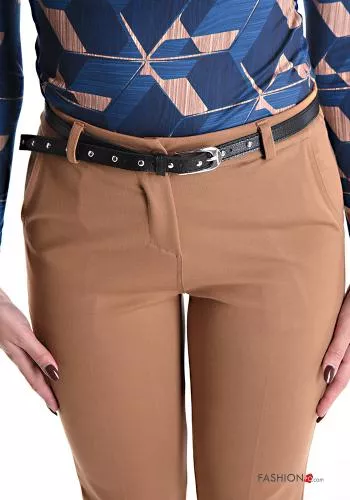  Chinos with belt with pockets