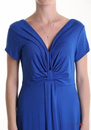 short sleeve knee-length Dress with v-neck