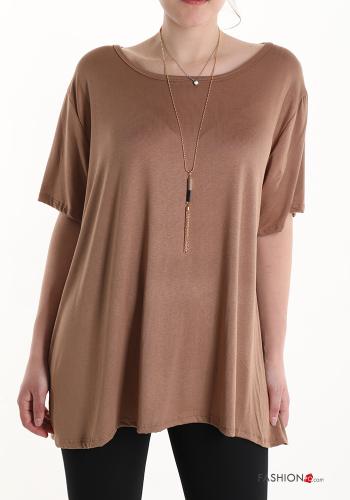  T-shirt with necklace Brown