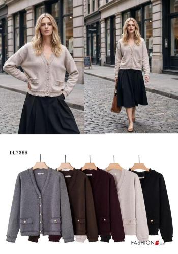 Cardigan with buttons - ph 2