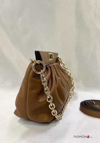 Pochette in Vera pelle con tracolla con catena - ph 3