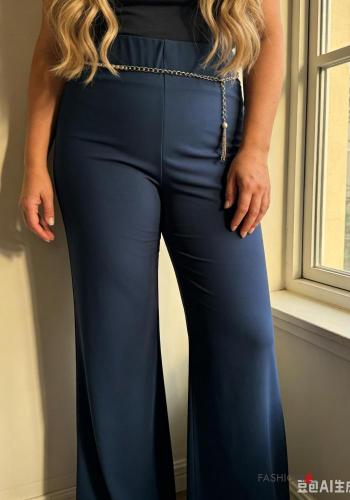 long Trousers with chain - ph 2