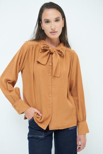 Camicia con fiocco - ph 1