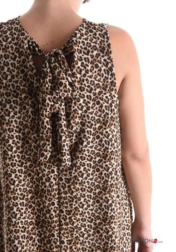 Abito senza maniche girocollo Fantasia animalier con balze con fiocco - ph 4