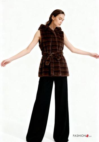 Smanicato pelliccia sintetica con fodera con cintura con cappuccio - ph 1