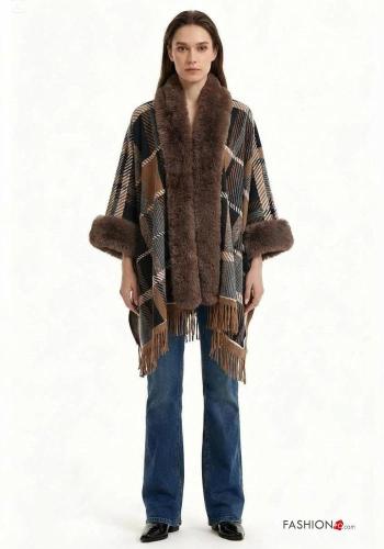 Tartan faux fur Cape with fringe - ph 1
