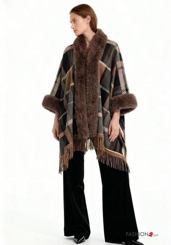 Tartan faux fur Cape with fringe - ph 2