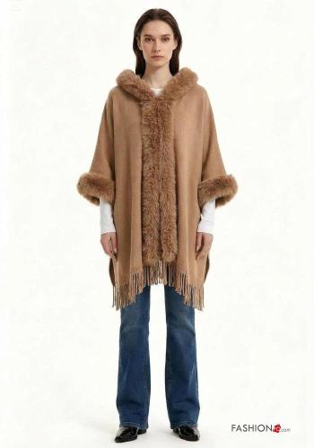 Mantella pelliccia sintetica con cappuccio con frange - ph 2