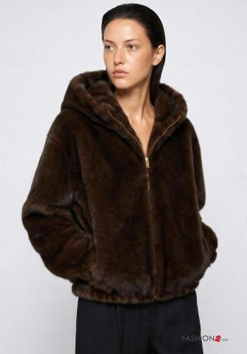 Cappotto in Pelliccia ecologica - ph 2