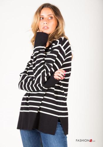 Striped Sweater with v-neck - ph 2