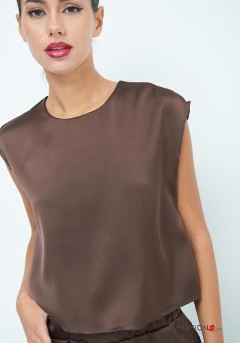 Blusa girocollo raso senza maniche - ph 2