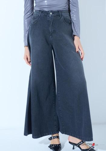 Calças de ganga em Algodão denim com bolsos com botões com fecho - ph 2