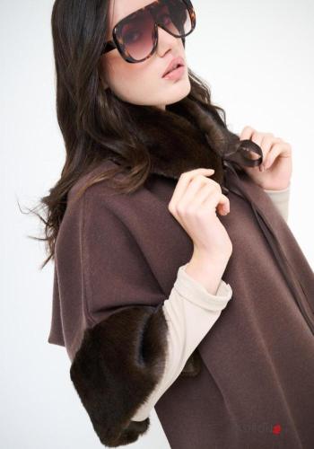 faux fur Coat - ph 3