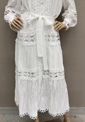 Abito chemisier in Cotone maniche lunghe Fantasia ricamata con cintura in stoffa con bottoni a collo alto con balze - ph 4