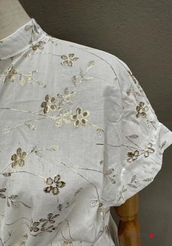 Camicia in Cotone maniche corte Fantasia ricamata con bottoni - ph 4