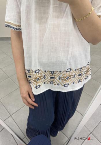 Blusa in Cotone maniche corte Fantasia ricamata - ph 5