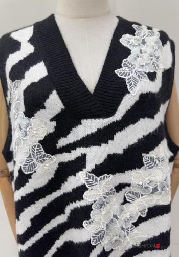 Animal print Gilet with v-neck - ph 2