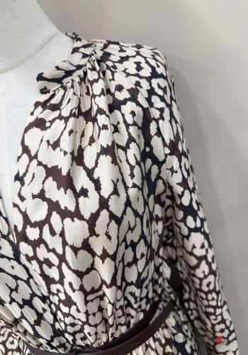 Abstract print long sleeve Dress with belt with v-neck with flounces - ph 3