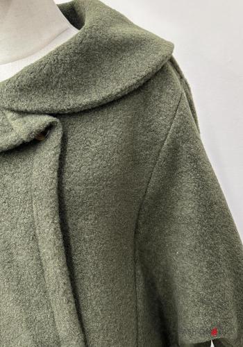 Cappotto con colletto con bottoni con tasche - ph 3