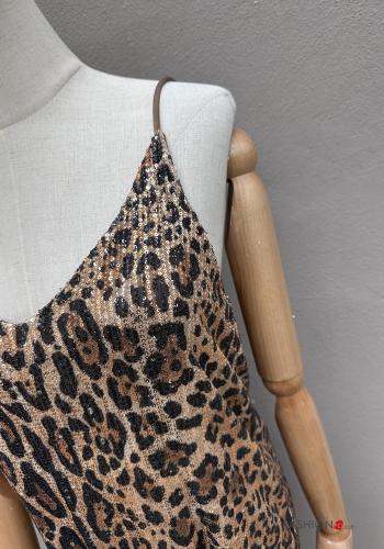 Abito senza maniche scollato sulla schiena Fantasia animalier con paillettes scollo a V - ph 3