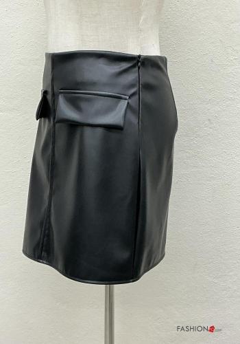 Minigonna ecopelle con zip - ph 3