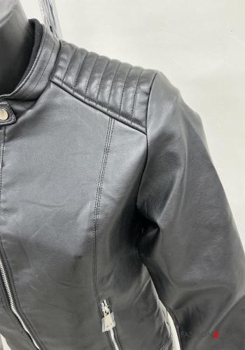 Giacca ecopelle con tasche con bottoni con zip - ph 2