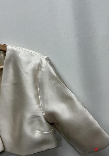 Boléro satin courte manches à trois-quarts - ph 2