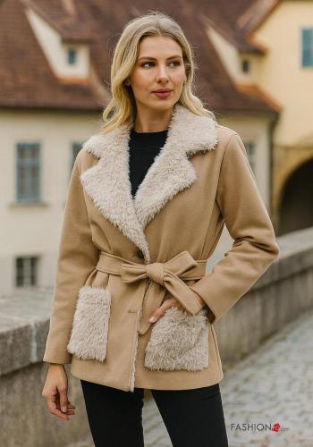 Cappotto pelliccia sintetica maniche lunghe con fodera con bottoni con tasche - ph 1