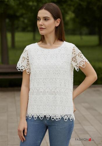 T-shirt in pizzo sangallo - ph 1