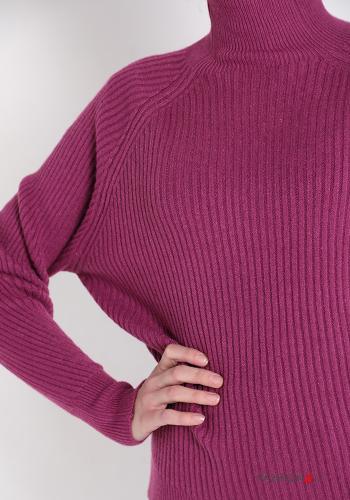 Maglione costine a collo alto - ph 4